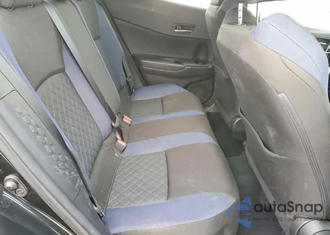 2021 Toyota C-Hr Xle z USA, uszkodzony, nr VIN JTNKHMBX6M1116401